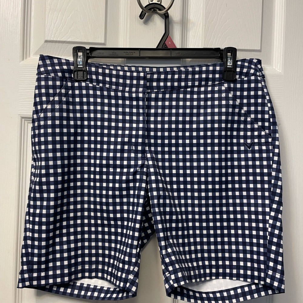 Small Women’s Callaway shorts